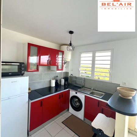 Location Appartement 2 pièces 32m² LE LAMENTIN 97232 - Photo 3