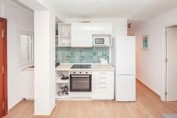 Carrer dEscalante, Valencia, Valencian Community 46011 - Photo 1