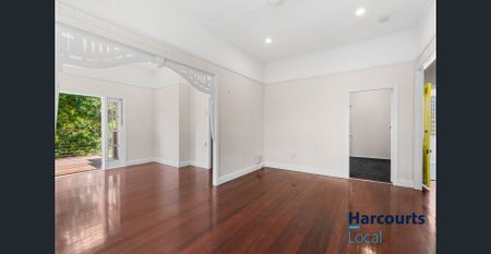 Country Feel. Coastal Living. Character Cottage. - Photo 5