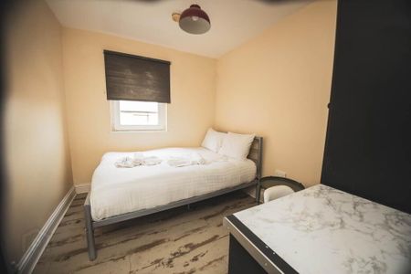 Apartment 3 Stranmillis Road, Belfast, BT9 5AE - Photo 4