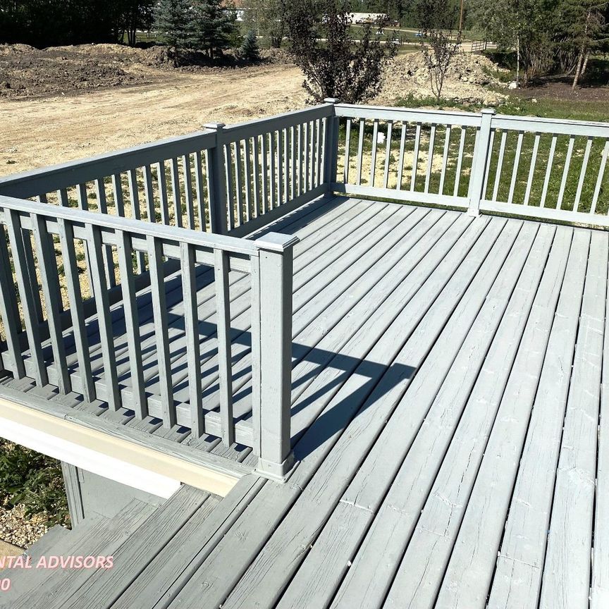 GREAT ACREAGE LIVING, 3 BED, 2 BATH, BUNGALOW SF HOME W/A DETACHED DBL GARAGE IN THE COMMUNITY OF RURAL LEDUC COUNTY - Photo 1