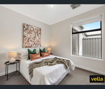 Modern, stylish, low maintenance living at its finest! - Photo 6