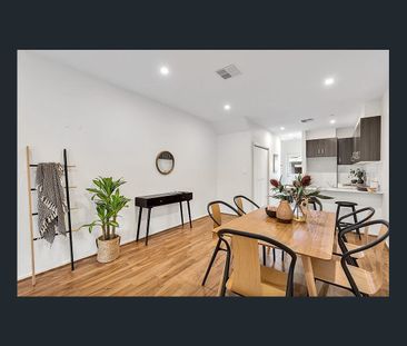 Comfortable, Modern Living! - Photo 3