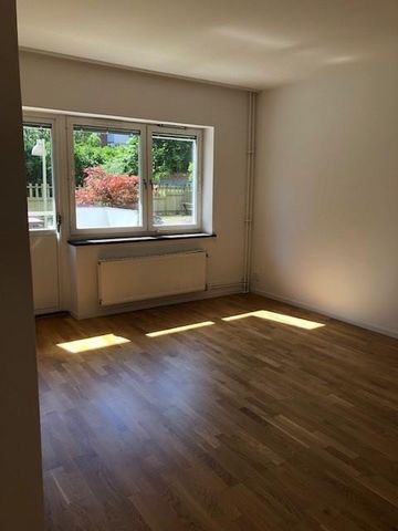 Mäster Ernsts gata 24 - Photo 2