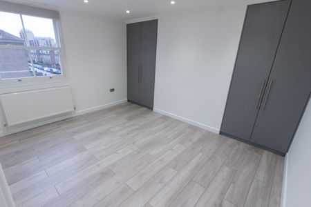 2 Bed Flat, Deptford High St., SE8 - Photo 2