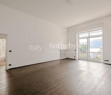 Elegante appartamento con vista sul Lago Maggiore - Photo 1