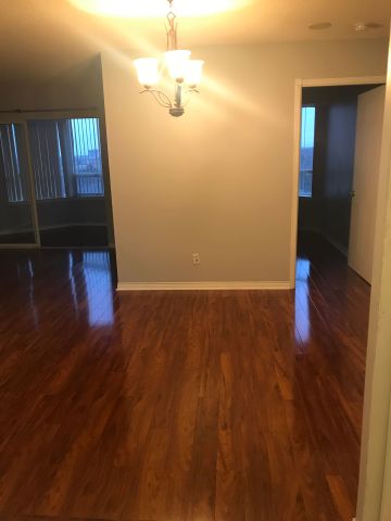 For Lease - 135 Hillcrest Avenue Unit# 910, Mississauga, Ontario - Photo 4