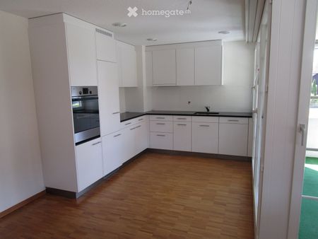 3,5 Zimmer-Wohnung an ruhiger, zentraler Wohnlage im alten Dorfkern von Hettlingen - Photo 2