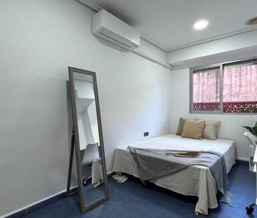 ¡Tu nueva habitación en Valencia te espera! - Photo 5