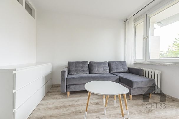 Piękna wyposażona kawalerka na Podłężu w Jaworznie do wynajęcia | Spacer 3D - Фото 1