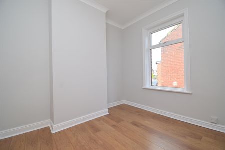 Wesley Street, Ossett - Photo 5