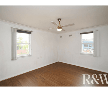 PRIME LOCATION - Photo 2