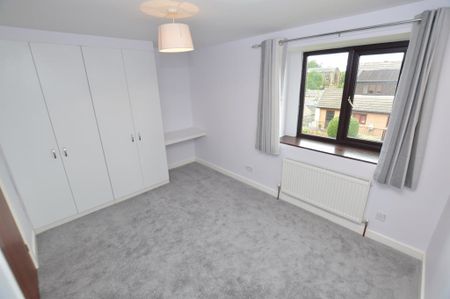 Fairwinds Close, Dronfield, Sheffield, S18 - Photo 4