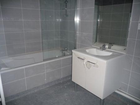 APPARTEMENT T3 A LOUER - Photo 4