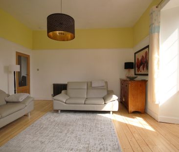 Crow Road, Glasgow - Photo 1