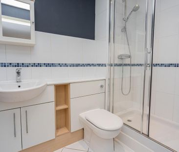 2 bedroom property to rent - Photo 2