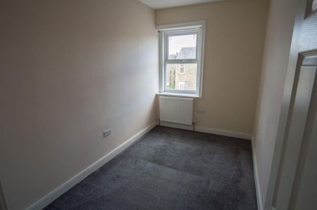 2 bedroom detached bungalow to rent - Photo 3