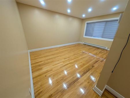 9112 Av. de l'Esplanade - Photo 2