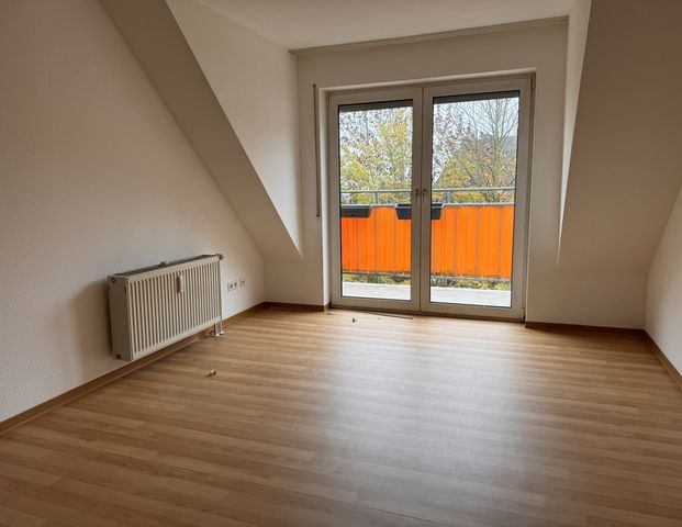 Wohnen in Seniorenresidenz, Tolle 2 Zimmer Wohnung mit Balkon. Nur für Senioren! - Photo 1