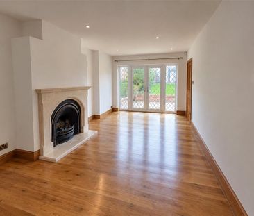 4 bedroom detached house to rent - Photo 1