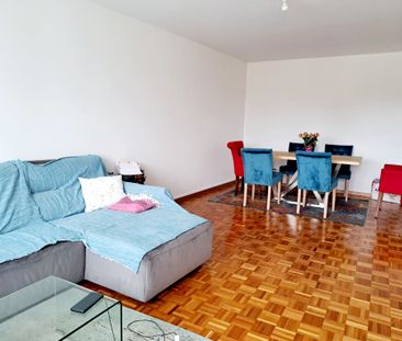 NEUCHÂTEL 41, Appartement de 2.5 pièces au centre de la ville - Foto 1