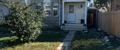 Beautifully Updated Fully Furnished Duplex in Country Hills! | 22 Country Hills Rise Northwest, Calgary - Photo 1