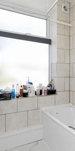 Stunning Apartment - Photo 4