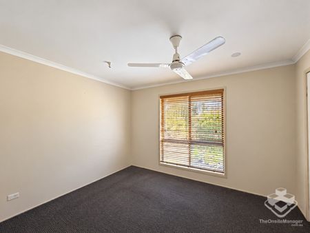 Three-Bedroom Home with Air Conditioning | Convenient Location in Beenleigh - Photo 5