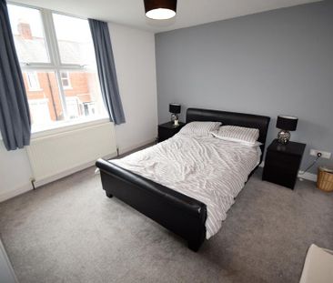 3 bedroom terraced house to rent - Photo 3