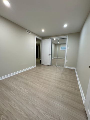 For Lease - 28 Caldwell Crescent Unit# Basement, Brampton, Ontario - Photo 2