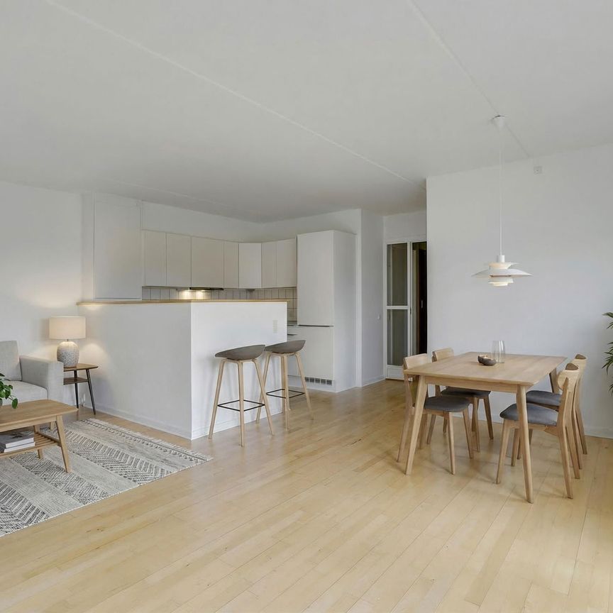 Lejlighed med privat terasse. - Photo 1