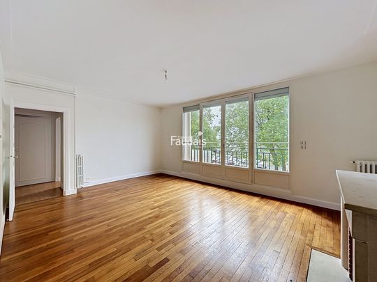 Location Appartement 4 pièces 90m² ST LO 50000 - Photo 1