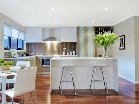 Register to Inspect // Contemporary Living with Indoor-Outdoor Appeal - Photo 4