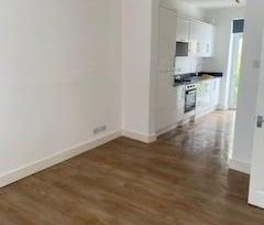 2 bedroom house to rent - Photo 1
