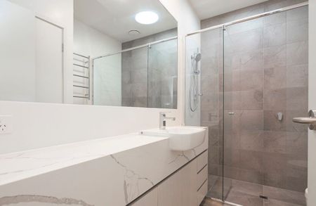 STYLISH ONE BEDROOM! - Photo 2