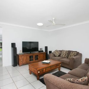 Modern family home with dual living and outdoor entertaining - Photo 2