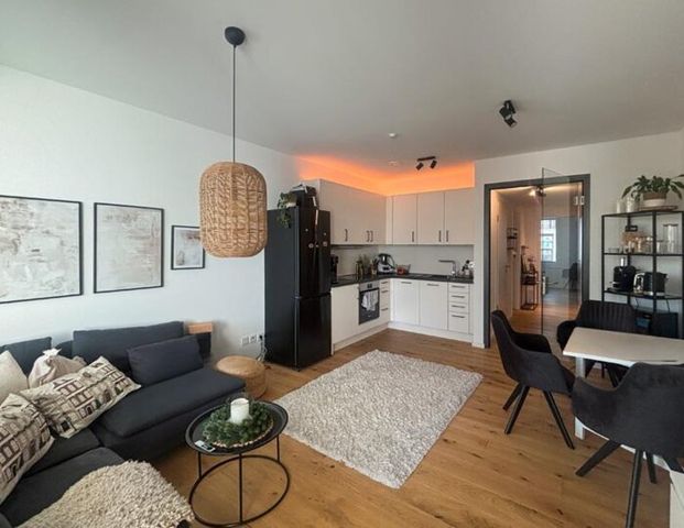 Doktorsklappe - 2-Zimmer-Wohnung mit Balkon und traumhaften Blick auf die Hunte - für Einzelperson - Photo 1