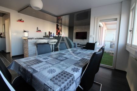 Location Appartement 2 pièces 64m² - Photo 4