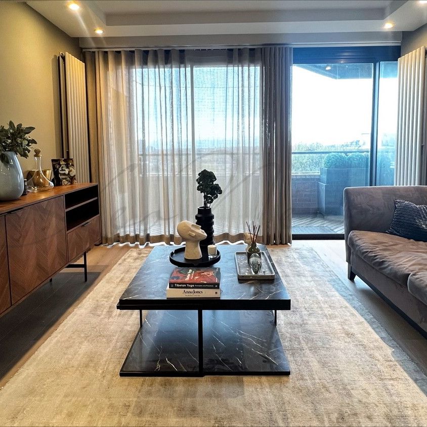 Finchley Road, Finchley, NW3 - Photo 1