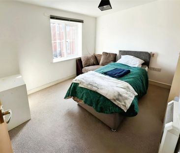 Gough Drive, Tipton, West Midlands, DY4 - Photo 3