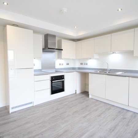 2 bedroom apartment to rent - Photo 3