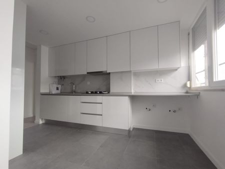 Apartamento T3 em Lisboa - Photo 3