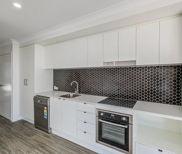 Modern Duplex - Photo 4