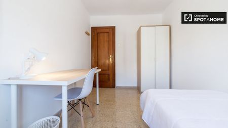valencia, Valencian Community 46013 - Photo 2