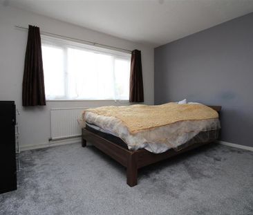 3 bedroom terraced house to rent - Photo 6