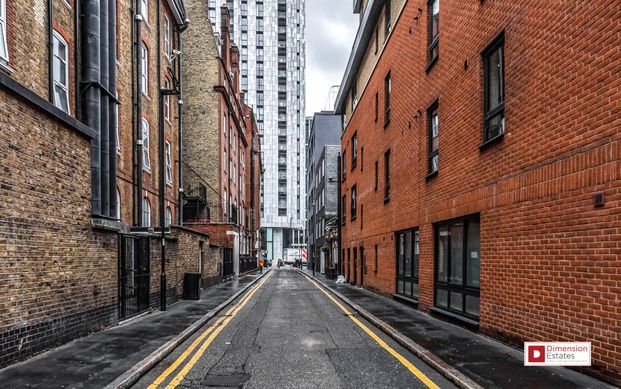 St Lukes Estate, EC1V, London - Photo 1