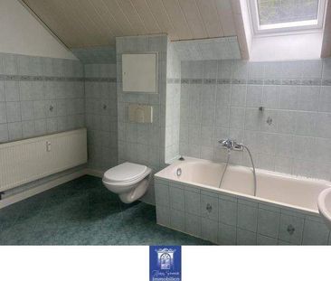 Himmlische Dachgeschosswohnung zum Wohlfühlen in herrlicher Umgebung! - Foto 2