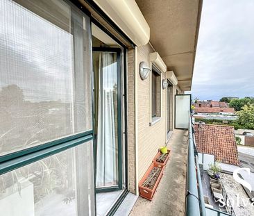 Zeer mooi appartement met ruime 2 slaapkamers en bureau te centrum Aalter - Foto 2