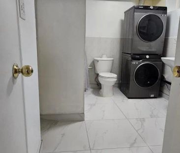 382 PINEMEADOW AVENUE - Photo 1