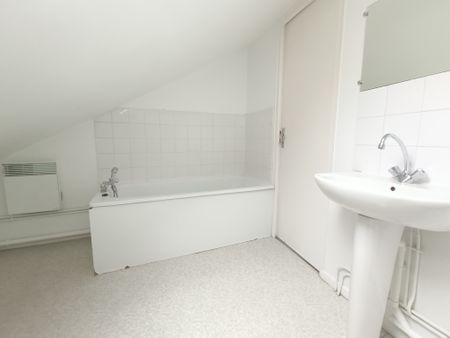 Location Appartement 2 pièces 23m² REIMS 51100 - Photo 2